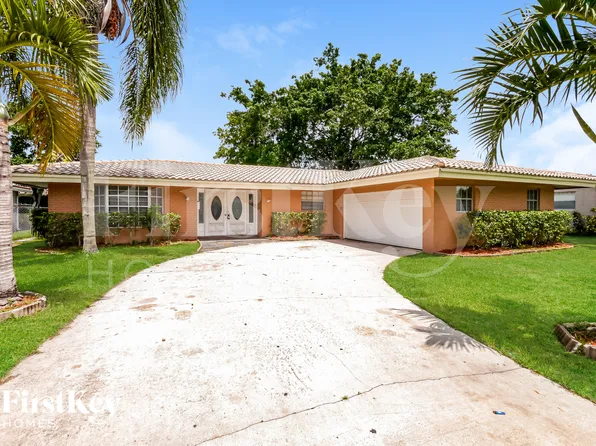 7518 NW 42nd Dr, Pompano Beach, FL 33065