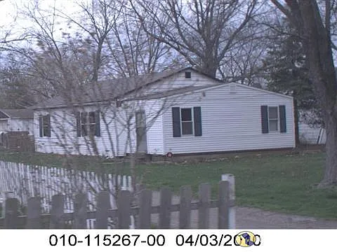 1709 Dewberry Rd photo 1