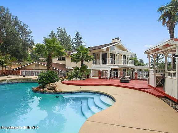 2nd image of 2837 Willowhaven Dr