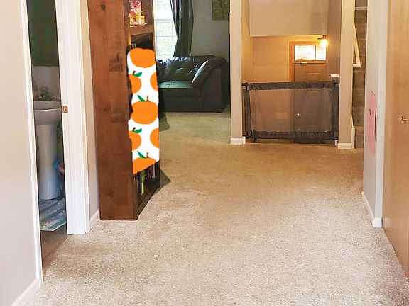 4th image of 1023 Ellsworth Dr