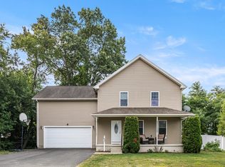 861 Prospect St, Chicopee, MA 01020
