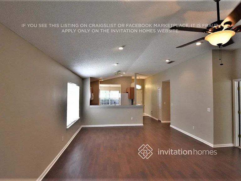 316 Southlake Dr — Photo 3