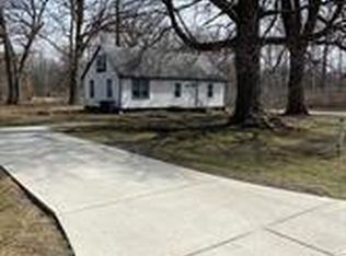 15843 McGuire St, Taylor, MI 48180