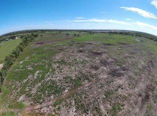 15 County Rd, Alvin, TX 77511