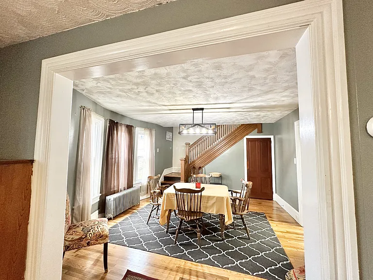 1160 Upper Mulberry St — Photo 3