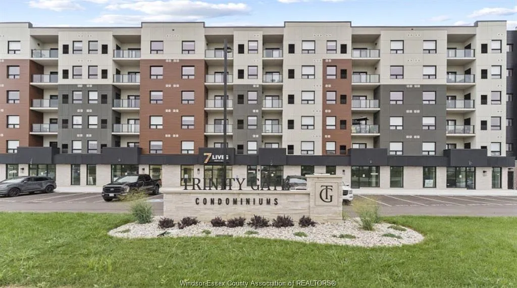 2 bed, 2.0 bath, 1068 sqft, $2,295 — Photo 1