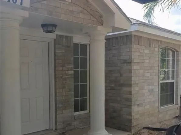 407 31st St, Hidalgo, TX 78557