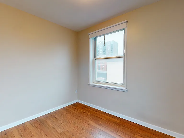 384 Maclaren St #23 — Photo 13