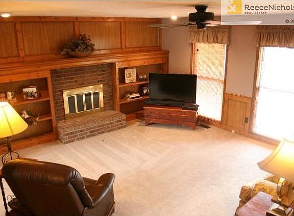 4th image of 15611 Outlook St