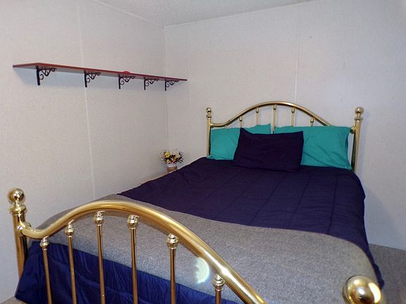 5th image of 180 Joyce Dr