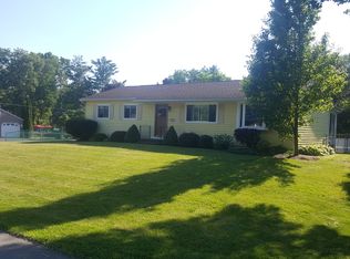 1031 Cloverlawn Rd, Troy, NY 12180