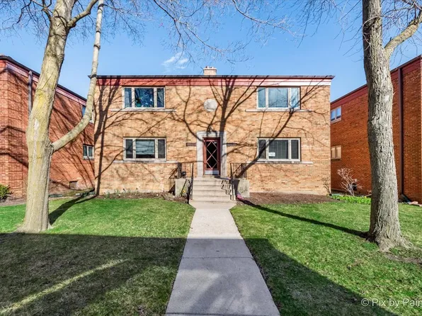 8023 Lake St #1, River Forest, IL 60305