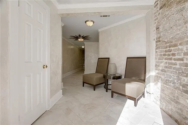 932 Jackson Ave #1 — Photo 10