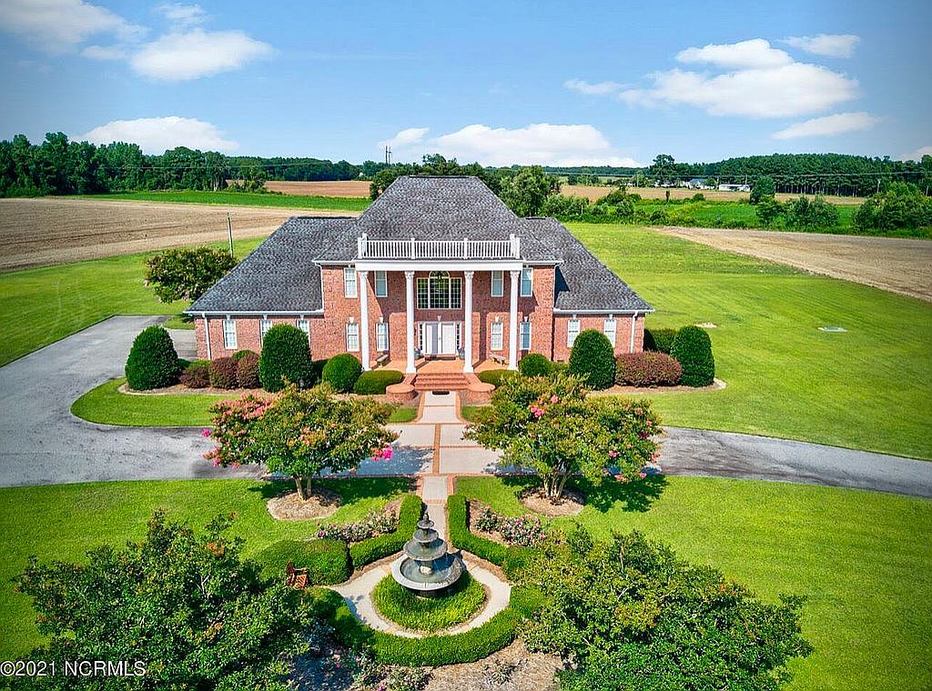 324 Storms Rd, Bladenboro, NC 28320 | Zillow
