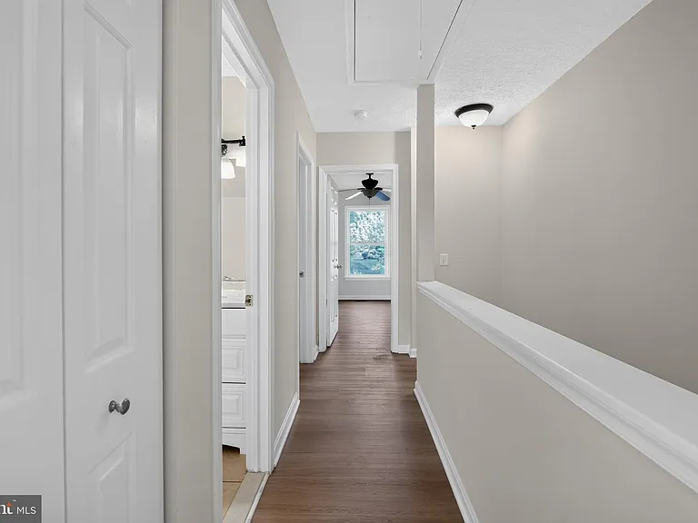 55 Oak Crest Ct — Photo 25