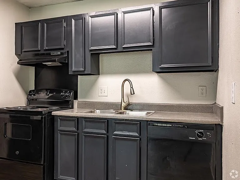 Timber Pointe — Photo 21