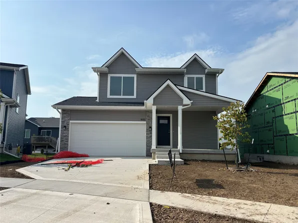 1832 Gordon Ct, Norwalk, IA 50211