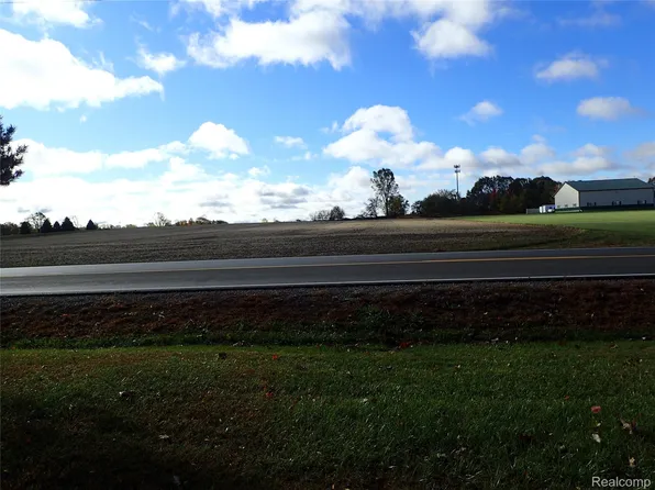 0 Hayner Rd, Fowlerville, MI 48836