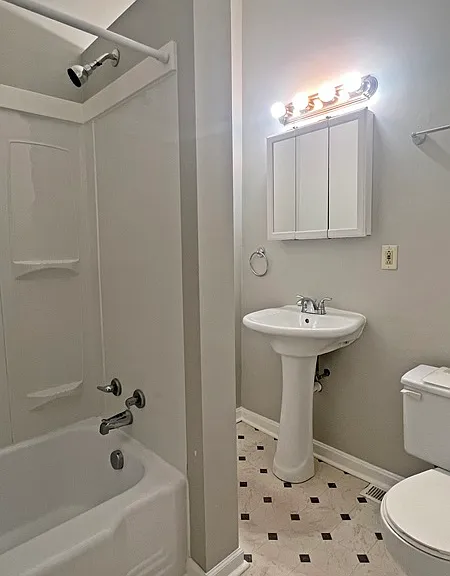 125 N Beaver St #1 — Photo 5