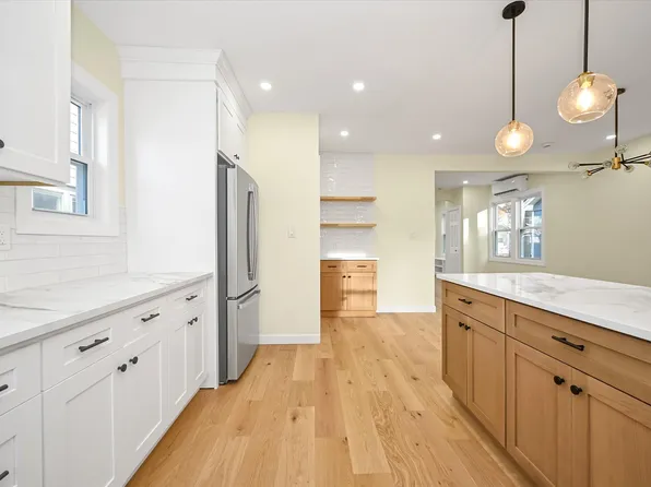 86-30 233rd Street image 10 of 24