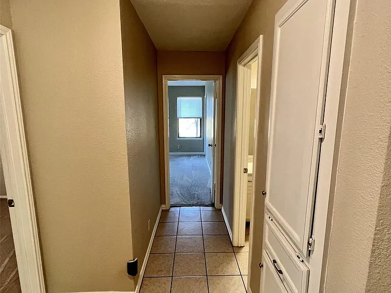 1101 Forest Oaks Path — Photo 9