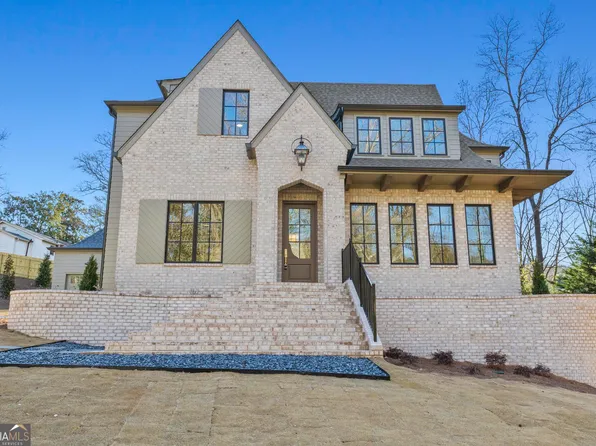 375 Chattahoochee St, Roswell, GA 30075