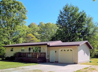 3180 S Wolf Lake Rd, Fruitport, MI 49415