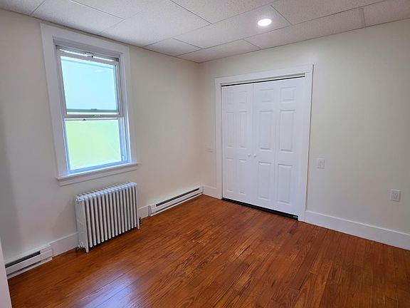 5th image of 23-25 N Depot St #B