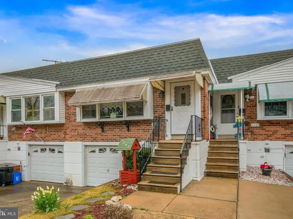 3241 Tara Rd, Philadelphia, PA 19154