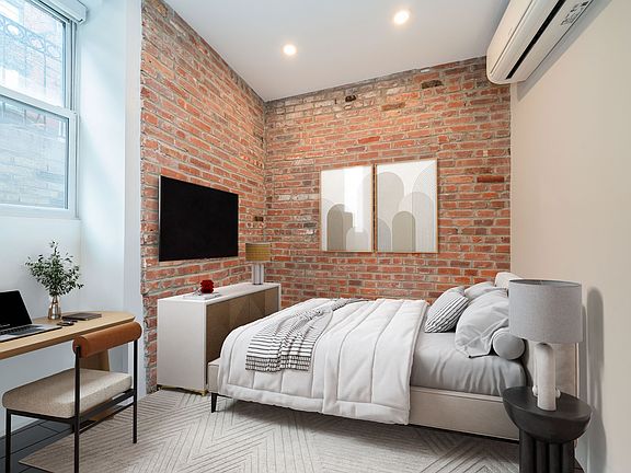 4th image of 145 W 10th St #A
