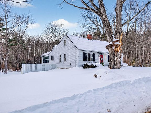 3rd image of 273 Maplewood Road