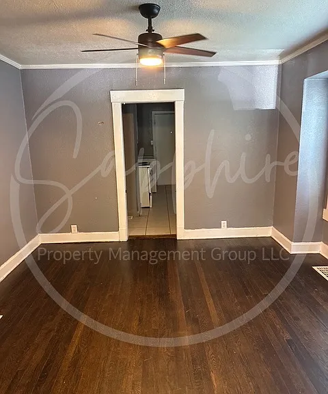 5505 Woodland Ave — Photo 5