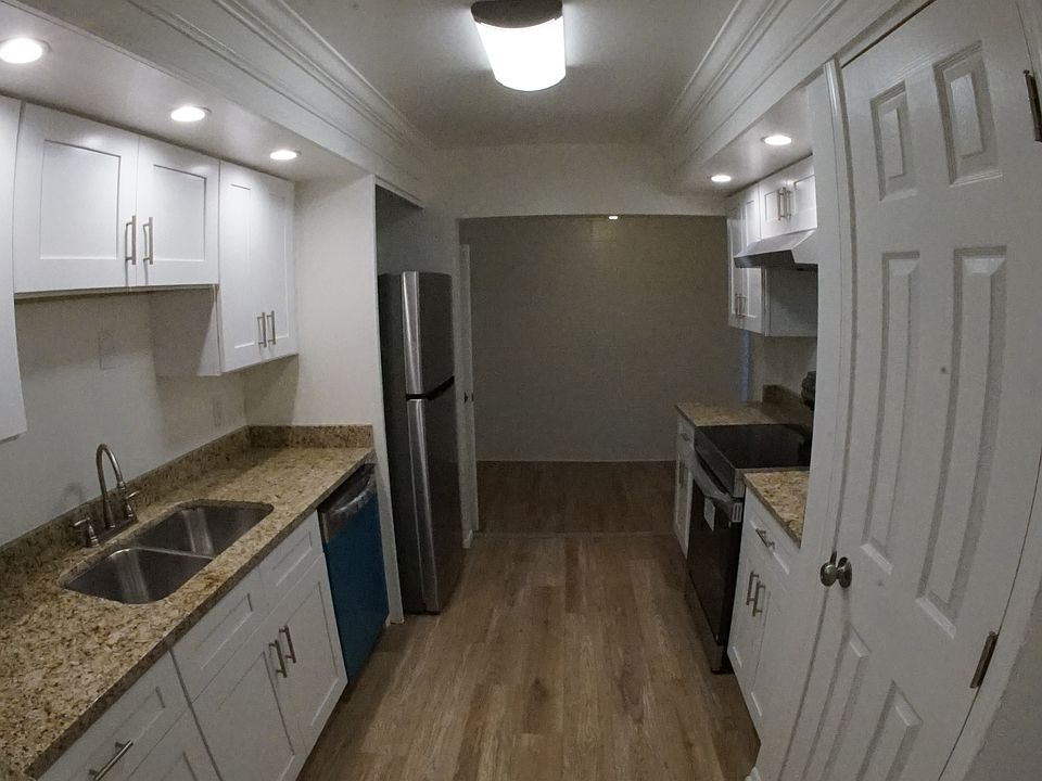 1st image of 6157 Sandcrest Cir