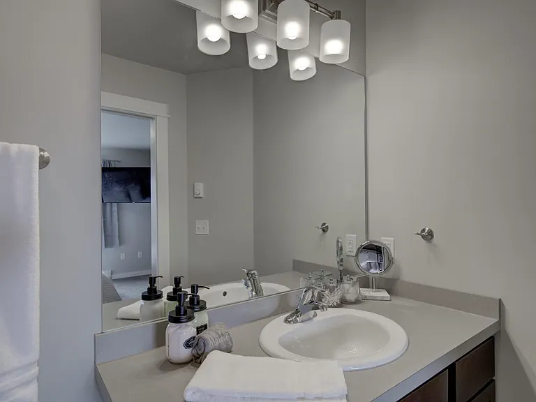 364 Enterprise Blvd #12 — Photo 17
