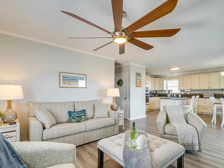4908 E Beach Dr — Photo 12