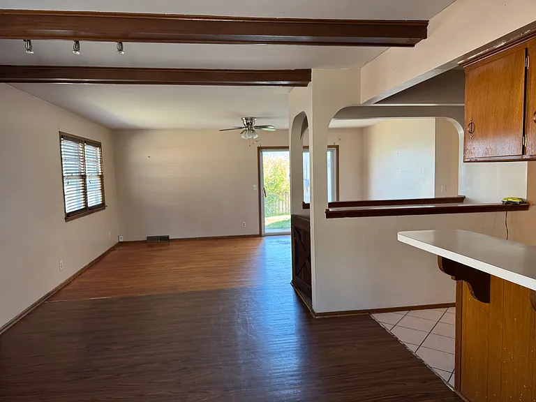 8001 E Morris St — Photo 3