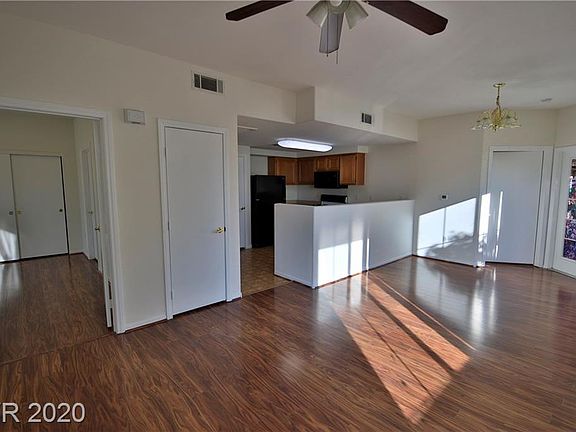 5th image of 3400 Cabana Dr Unit 2089