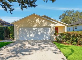 933 Pecan St, Oviedo, FL 32765
