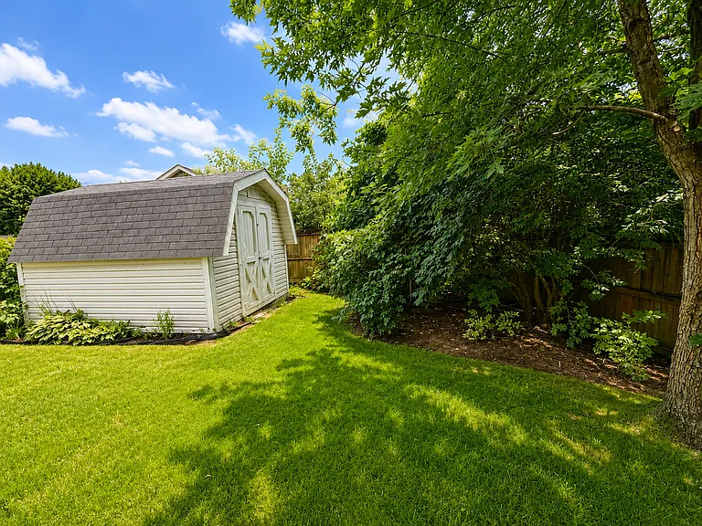 4210 Hillside Dr — Photo 23