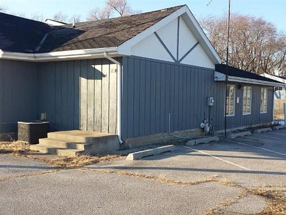 3rd image of 250 W 61st Ave