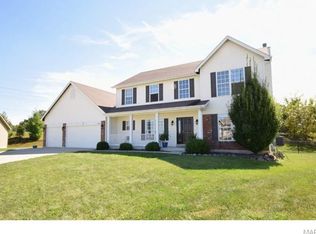 128 Prairie Bluffs Dr, Wentzville, MO 63385