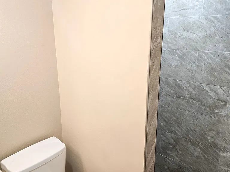 6460 Crescent Ave — Photo 24