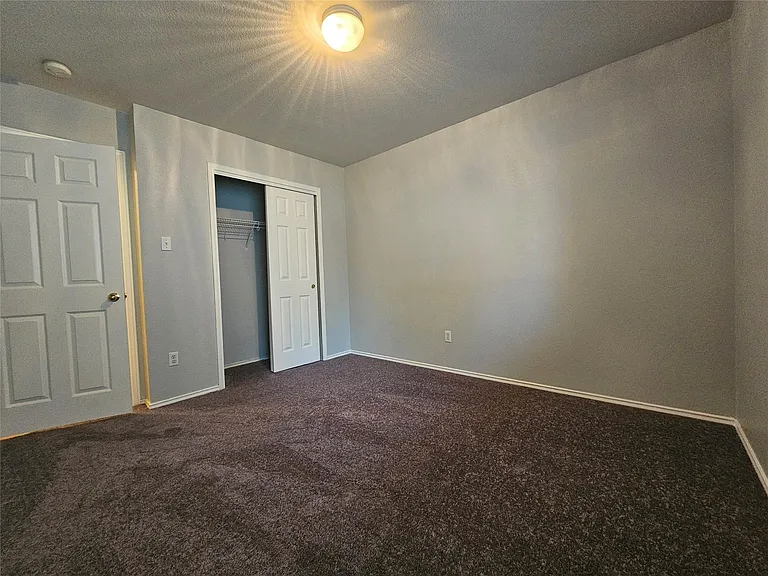 4211 Mather — Photo 22