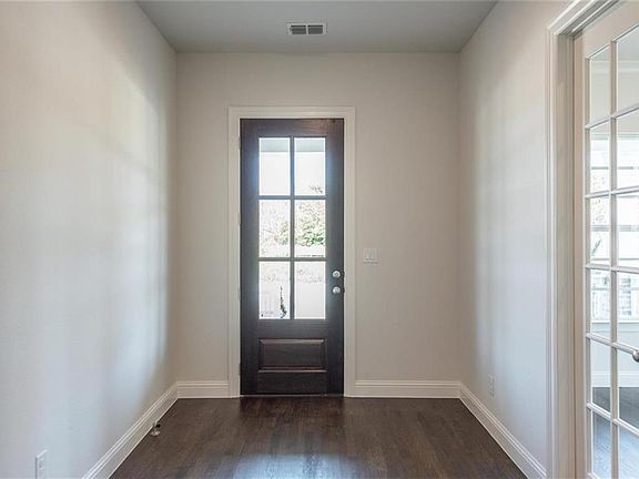 5th image of 7405 Eastwick Ave