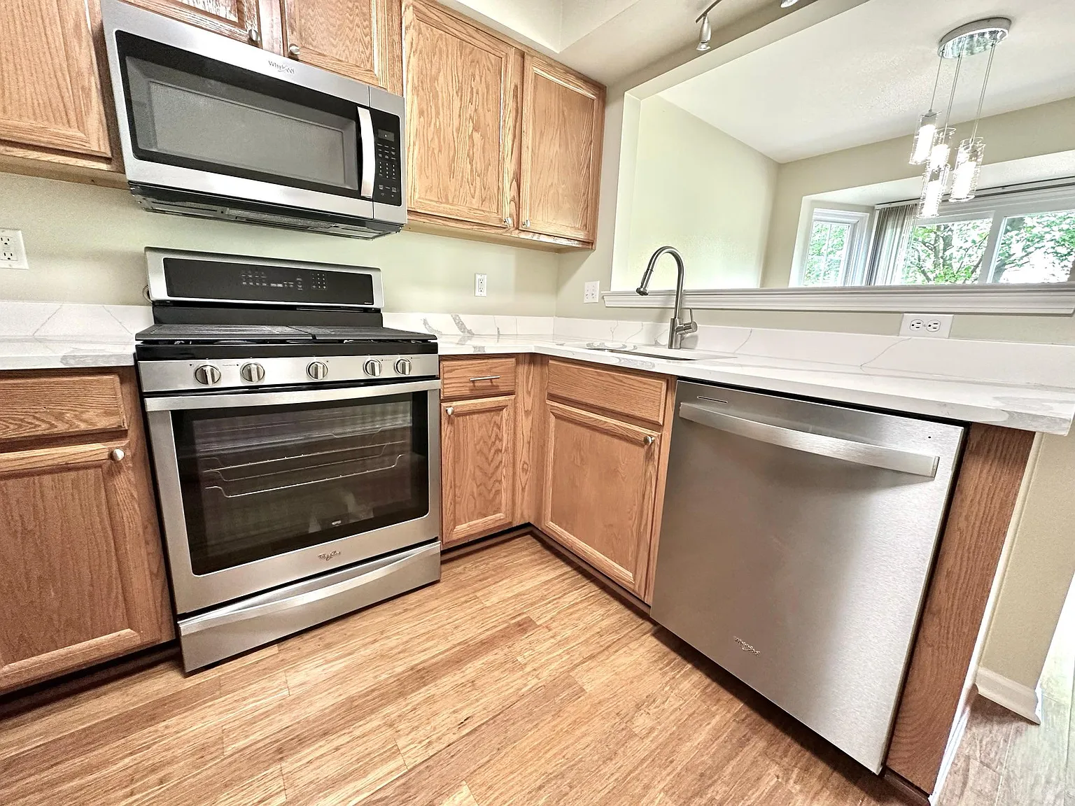 3073 Ailsa Craig Dr — Photo 3