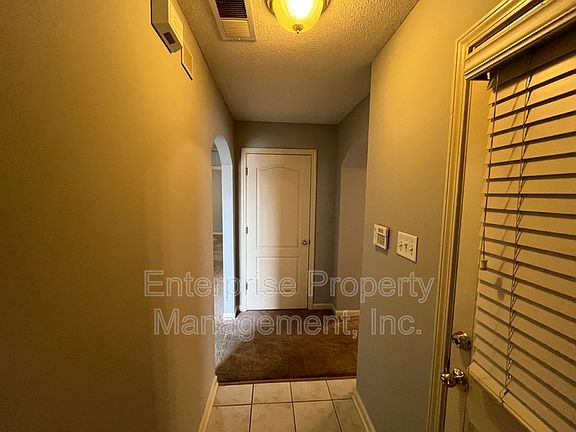 4th image of 10099 Cross Valley Dr