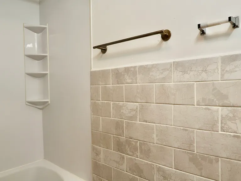 195 Independence Ave #111 — Photo 8
