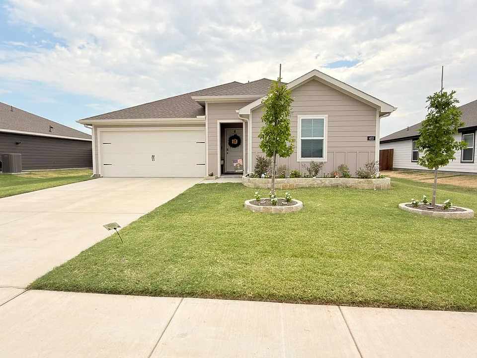 403 Silverbirch Dr