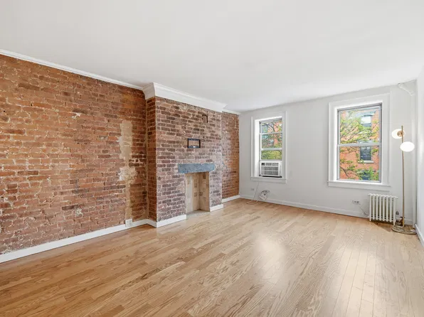 524 East 6th Street image 1 of 18