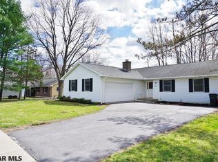 1053 Saxton Dr, State College, PA 16801